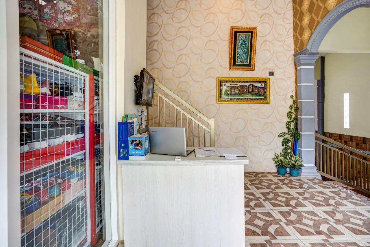 Super Oyo 90642 Lancar Homestay Syariah Tlekung المظهر الخارجي الصورة