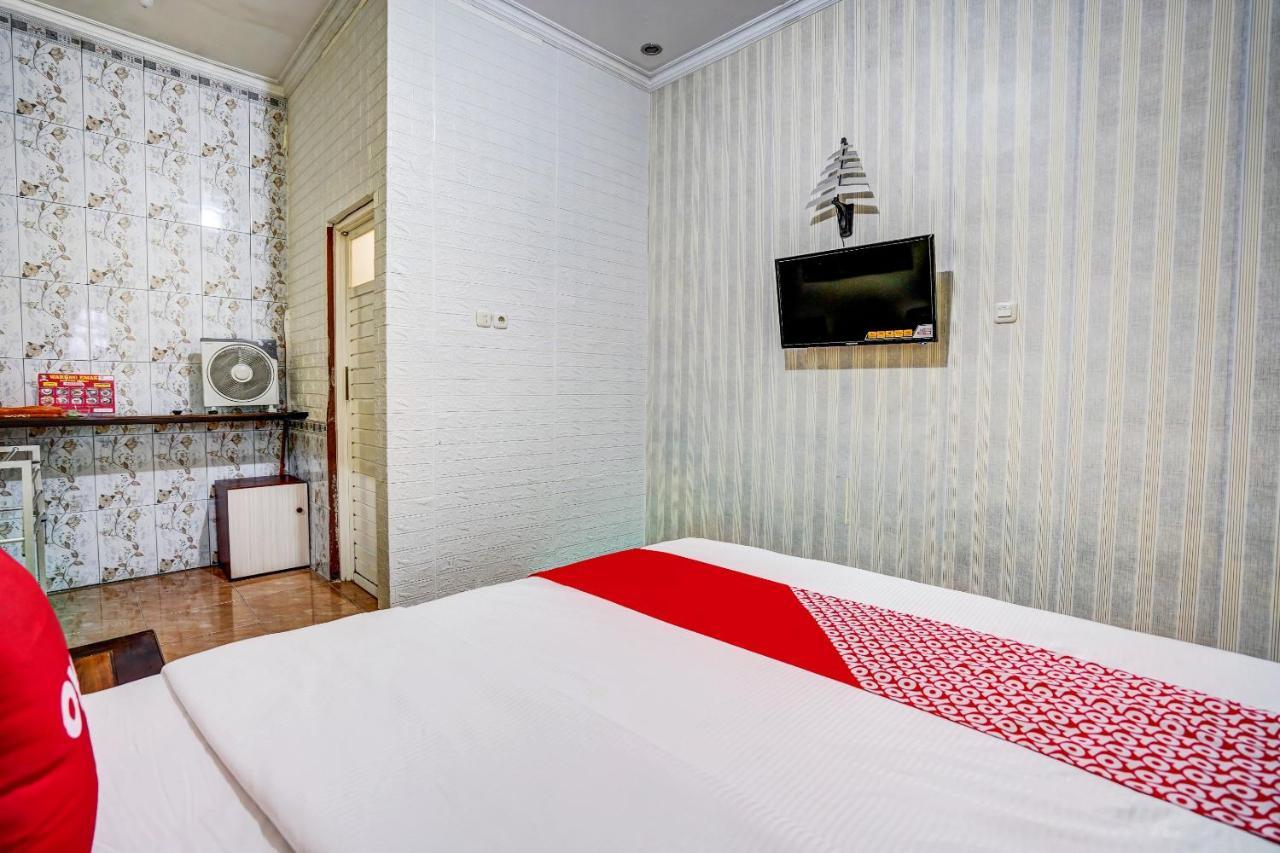 Super Oyo 90642 Lancar Homestay Syariah Tlekung المظهر الخارجي الصورة