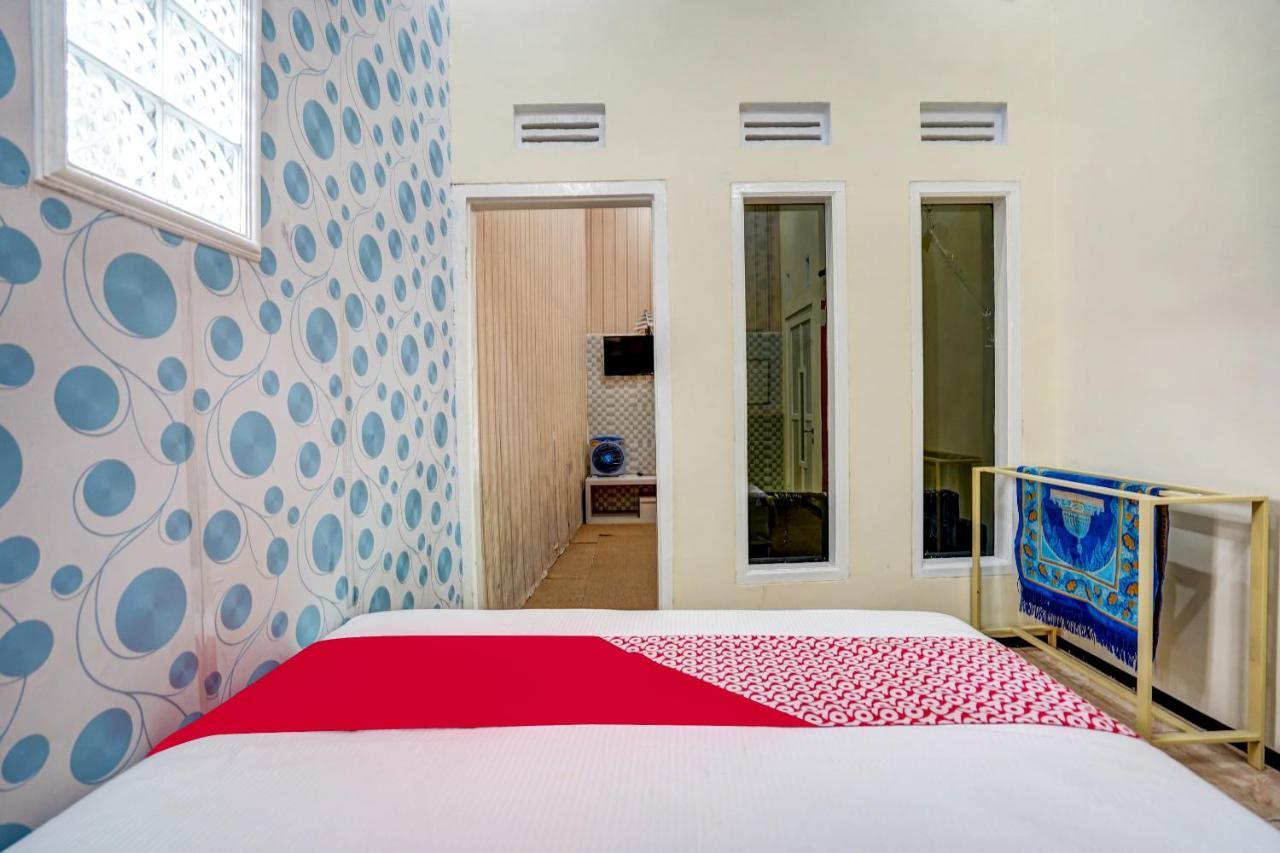 Super Oyo 90642 Lancar Homestay Syariah Tlekung المظهر الخارجي الصورة